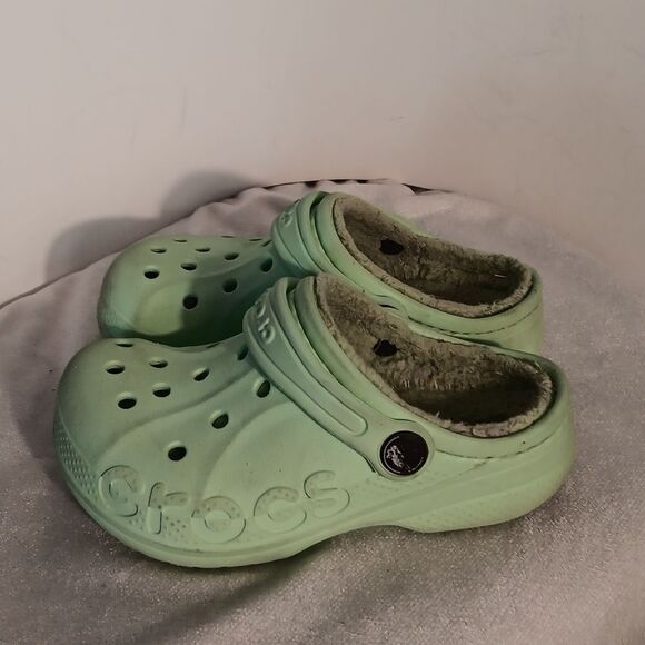 CROCS Other - Crocs Toddler Faux Fur Clogs